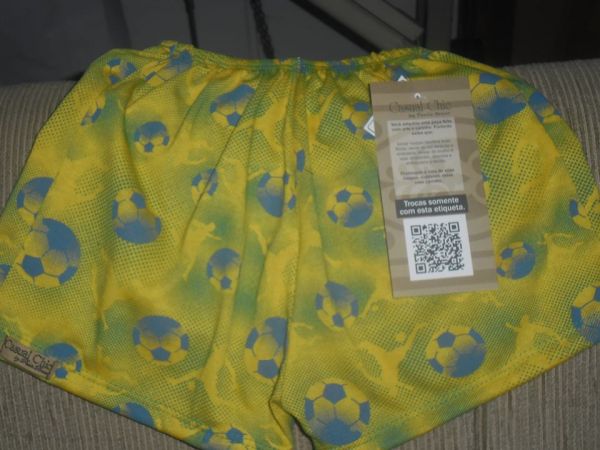 Short em malha Bolinhas